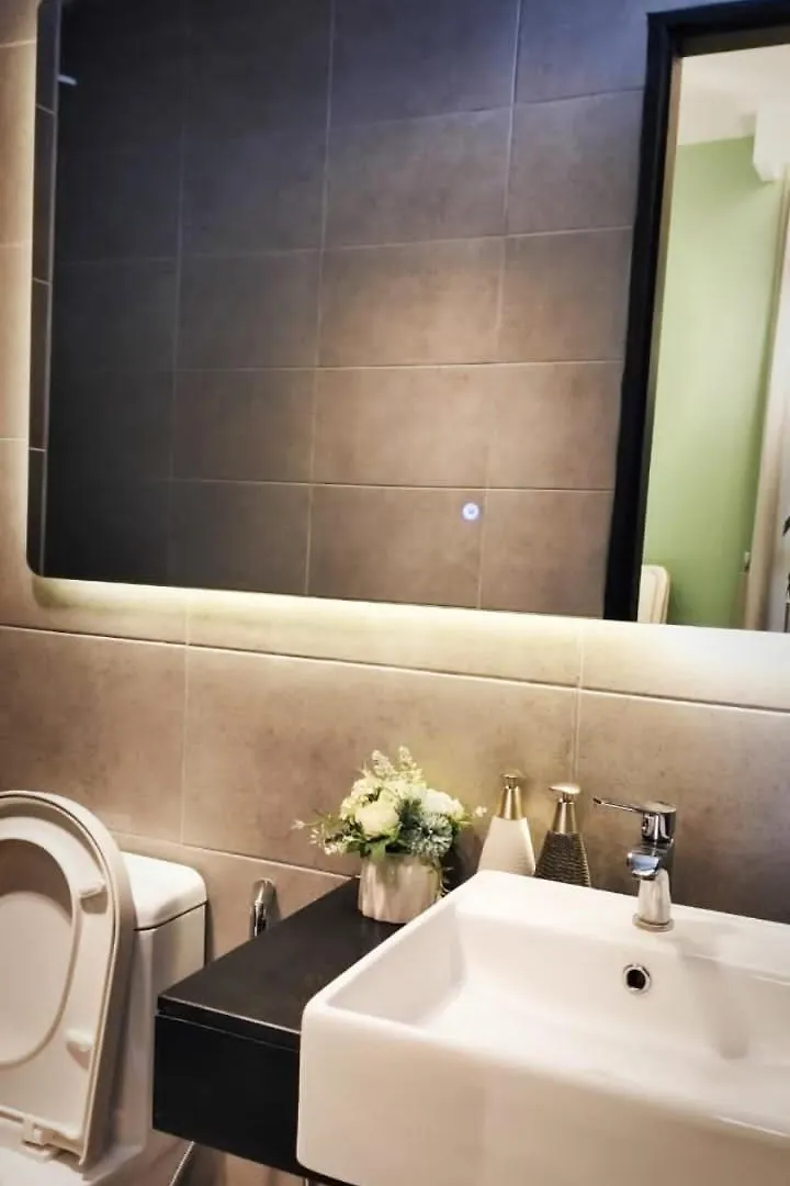 Apartment Romantic Sea View Room @ Urban Suites, Jelutong